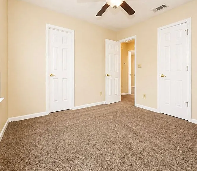 823 Tramore Dr — Photo 17