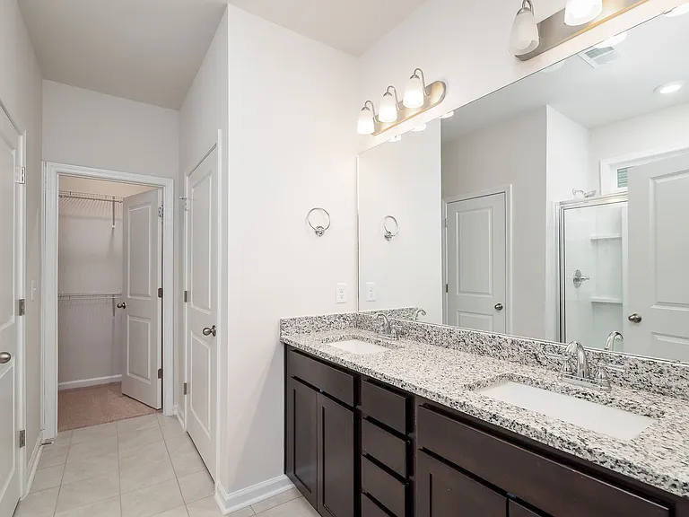 618 Count Fleet Ct — Photo 16