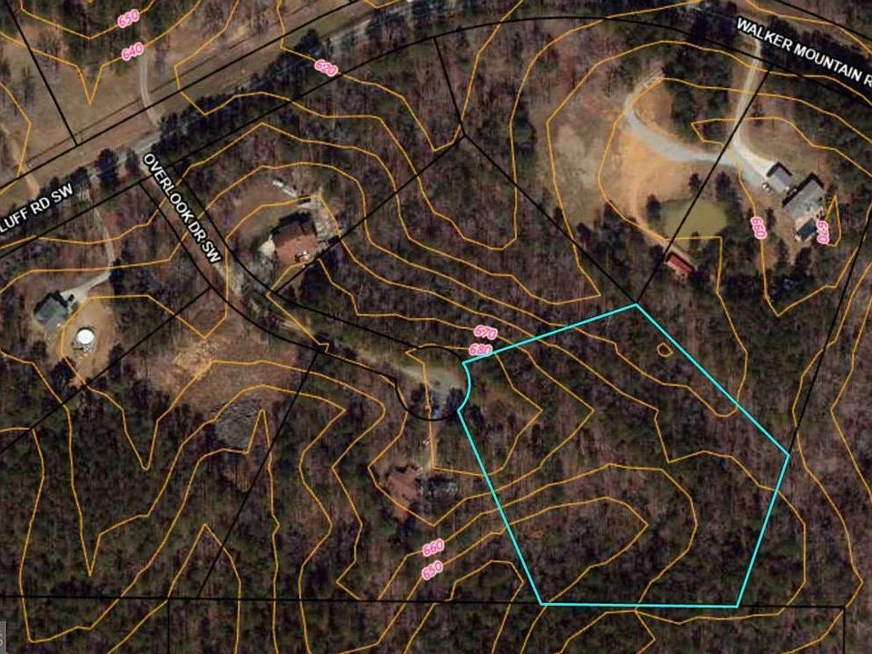 2nd image of 20 Overlook Dr SW