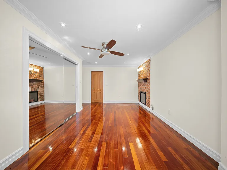419 Hancock St #1 — Photo 15