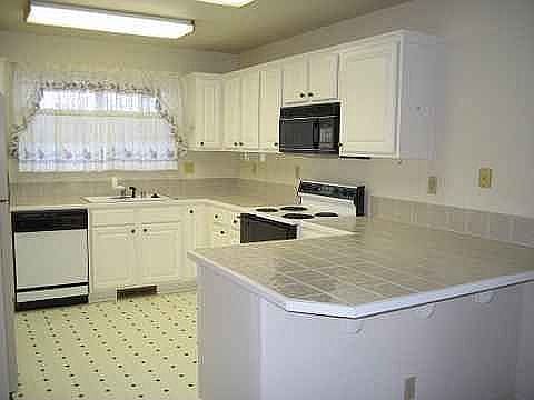 Bright Kitchen