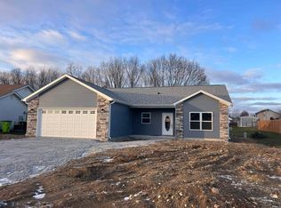 2048 W Duncan Dr, Huntington, IN 46750