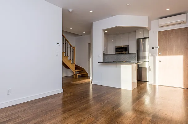 Rented by Nooklyn NYC LLC | media 1