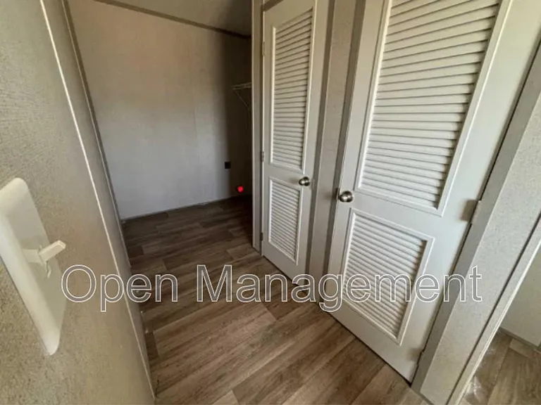 518 Everitt Ave #32 — Photo 10
