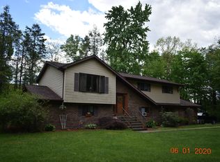 3 Stoney Side Dr, Laurel Run, PA 18706