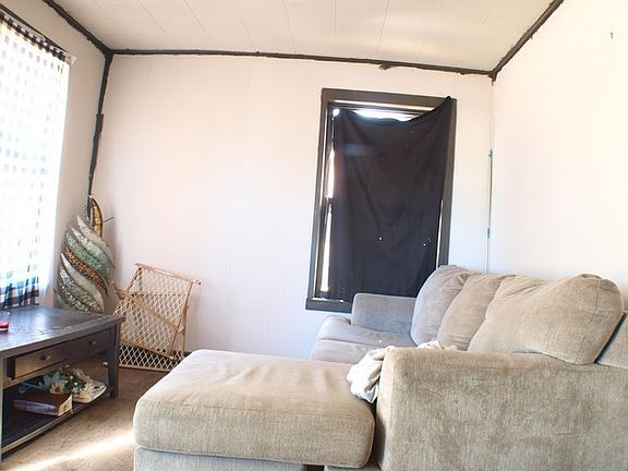 3rd image of 3018 Clinton St