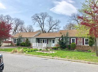 76 6th St, Belford, NJ