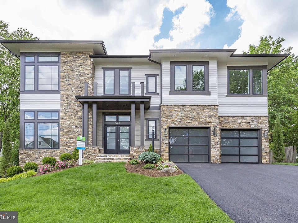 1st image of 1624 Woodmoor Ln
