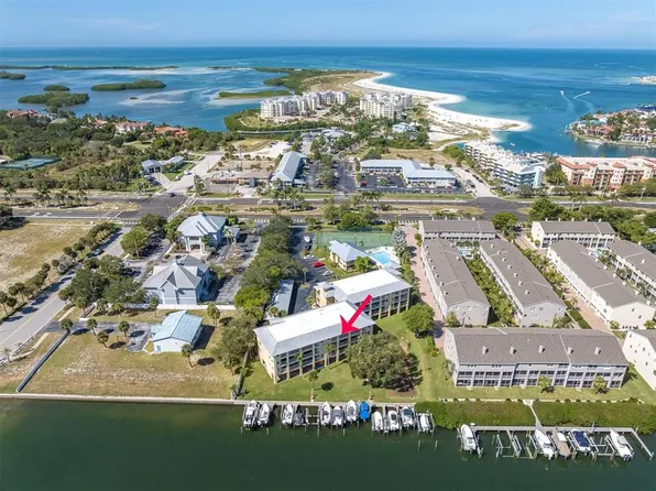 1125 Pinellas Bayway S APT 302, Saint Petersburg, FL 33715