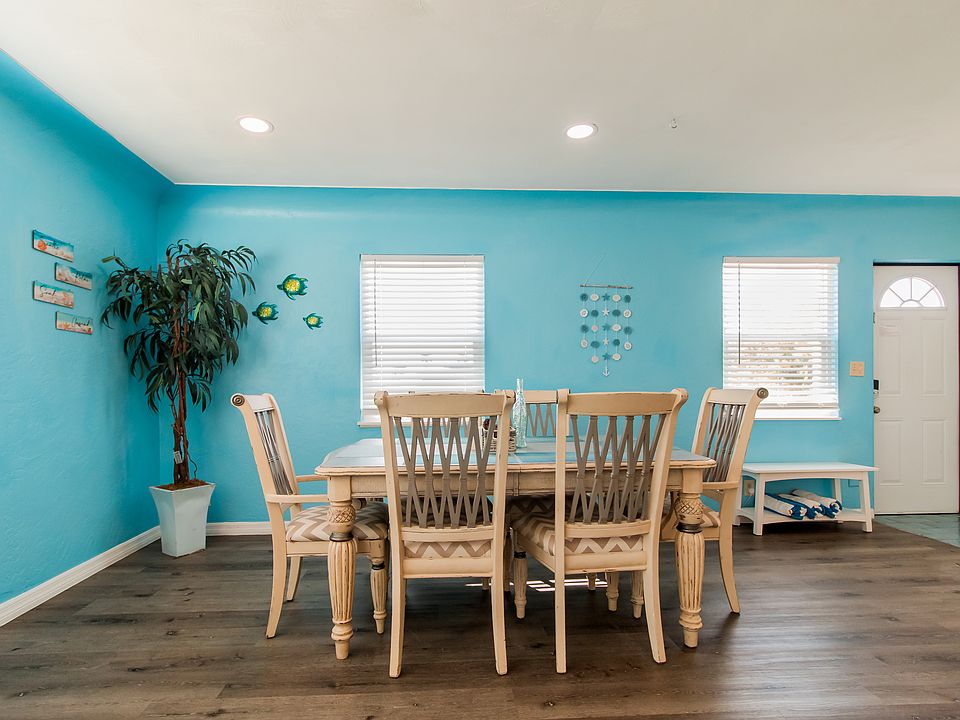 1st image of 3101 56th St S APT 3