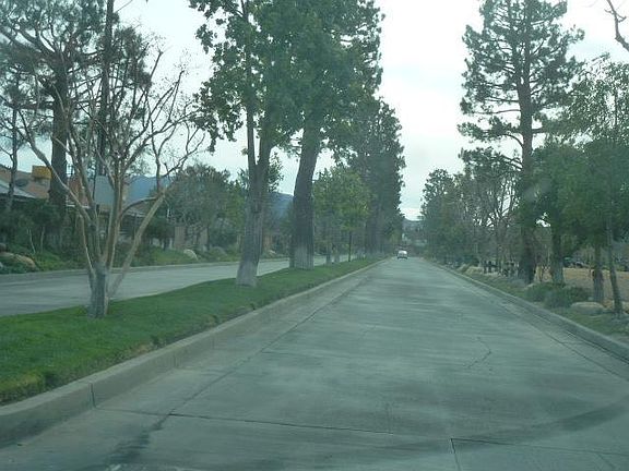 4th image of 20070 Northcliff Dr