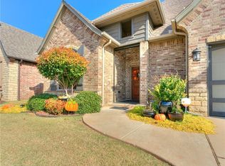 17500 Melville Ln, Edmond, OK 73012