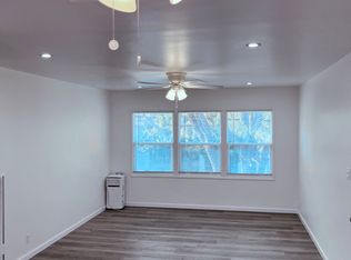 1402 N Greenbrier Rd, Long Beach, CA 90815