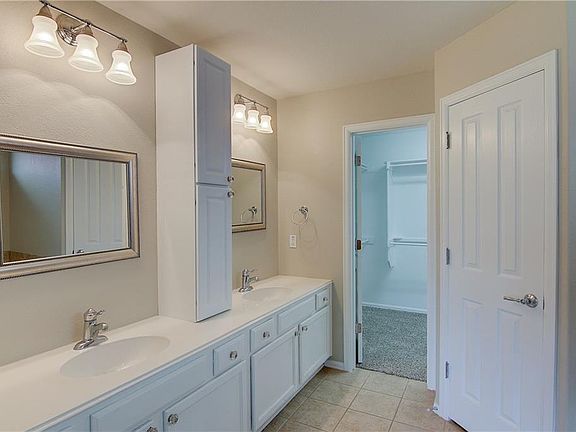 4th image of 776 Kingfisher Ln
