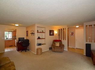 907 E Parkhill Dr, Spokane, WA 99208