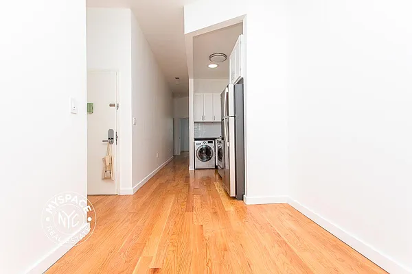 Rented by MySpaceNYC | media 12