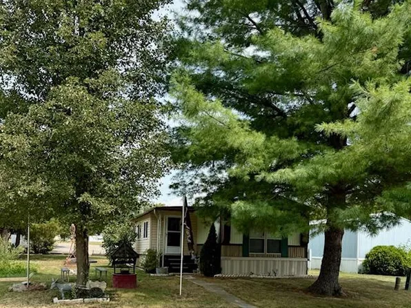 11010 Lakeside Dr #265, Hagerstown, MD 21740