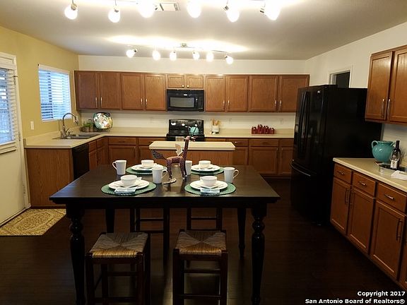 5th image of 7926 Oakwood Pnes