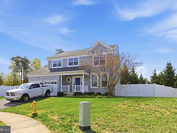 2nd image of 47311 Shady Knoll Pl