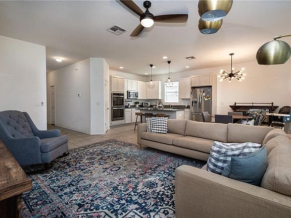 4th image of 3511 Vega Creek Dr
