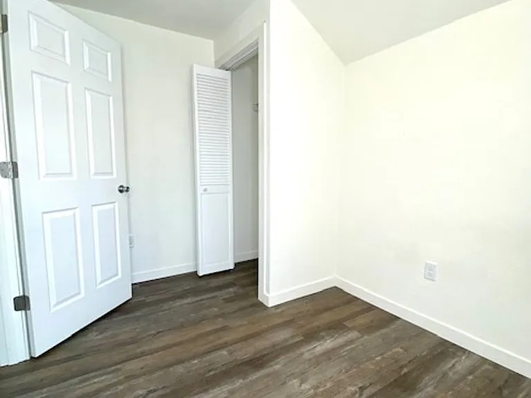 702 Algoma St — Photo 14