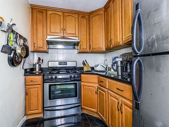 2nd image of 7025 Yellowstone Blvd APT 17W