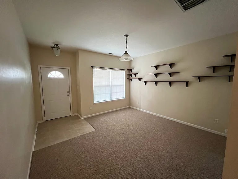 433 Garcia Dr — Photo 25