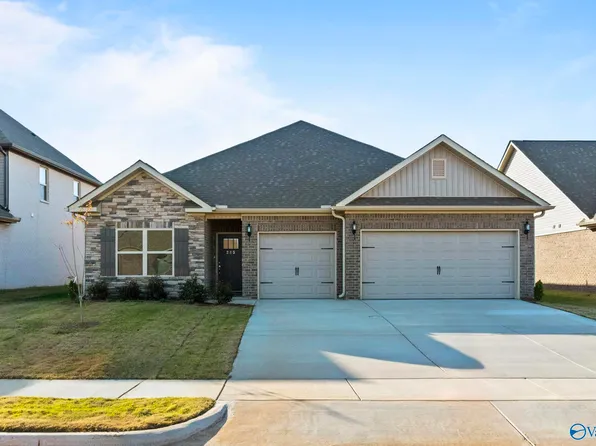 102 Ranna Dr, Huntsville, AL 35811