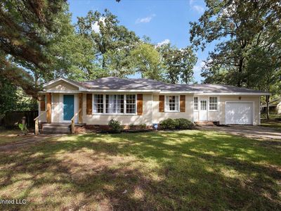 809 Oakwood Dr, Clinton, MS, 39056