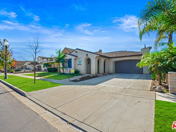 4th image of 3522 Brookwood Ln
