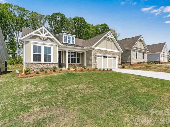 13413 Cozy Ct, Charlotte, NC 28215