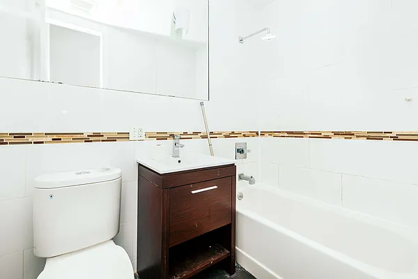 Rented by Nooklyn NYC LLC | media 39