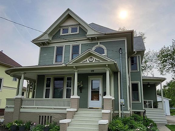 3rd image of 114 N Arthur Ave