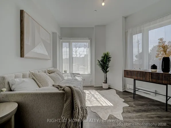 1 Case Ootes Dr, Toronto, ON M4A 0A9