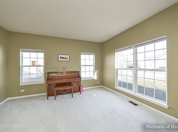 5th image of 2505 Royal Troon Dr