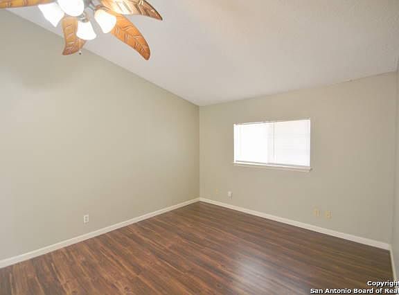 5th image of 5731 Creekwood St
