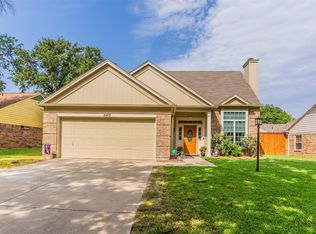 4425 Newport St, Grand Prairie, TX 75052