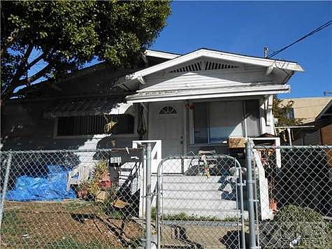 1st image of 4214 Myrtle Ave
