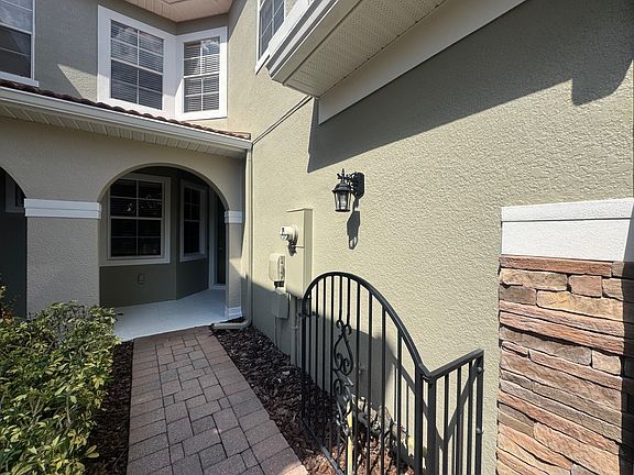 2nd image of 5036 Fiorella Ln