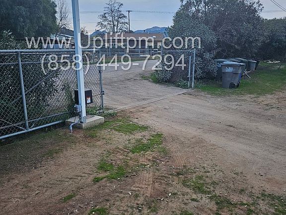2nd image of 3361 Dye Rd