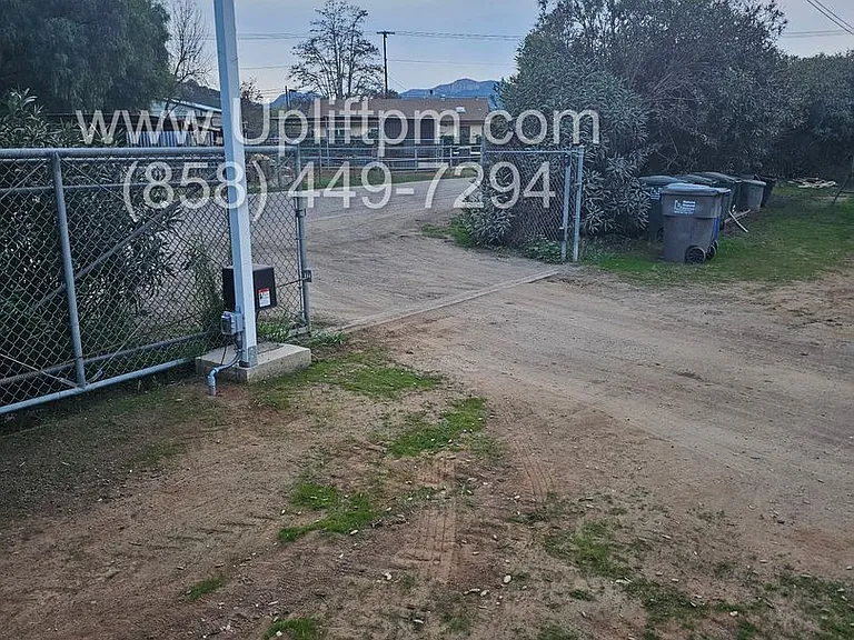 3361 Dye Rd — Photo 2