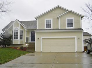 21023 W 116th Ter, Olathe, KS 66061