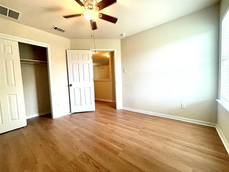 20625 Farm Pond Ln — Photo 27