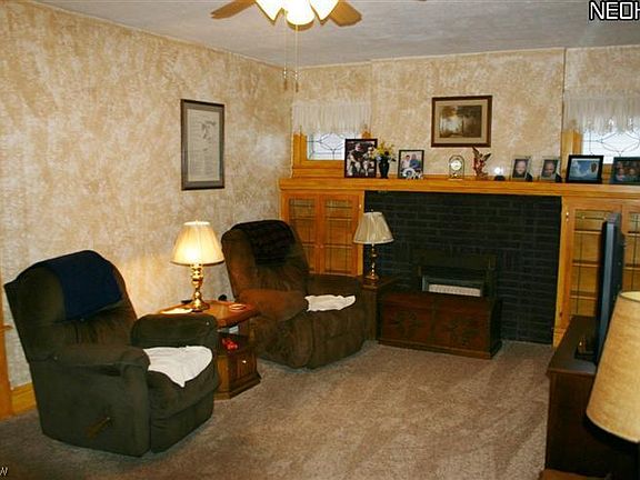 3rd image of 3544-3546 W 98th St