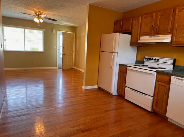 (undisclosed Address), The Plains, OH 45780