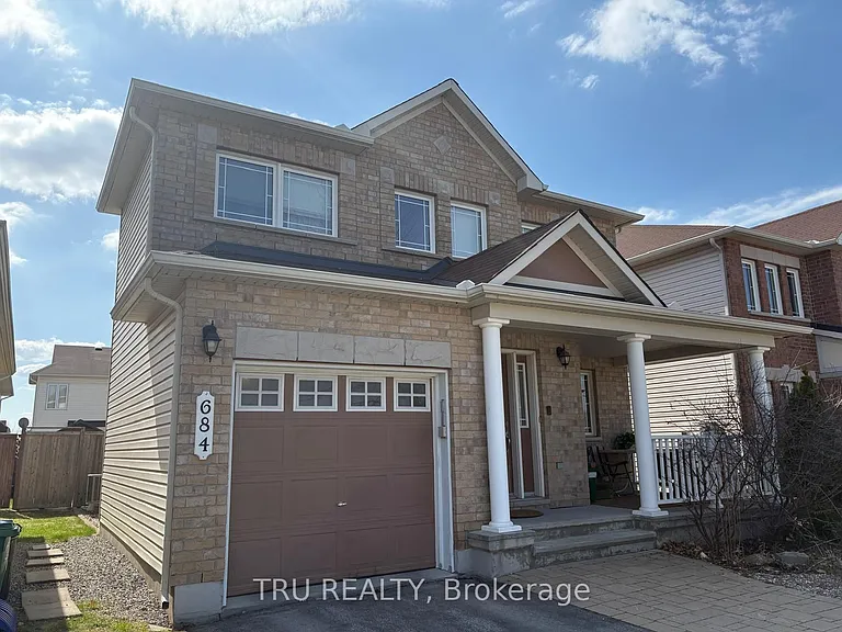 684 Beatrice Dr — Photo 3