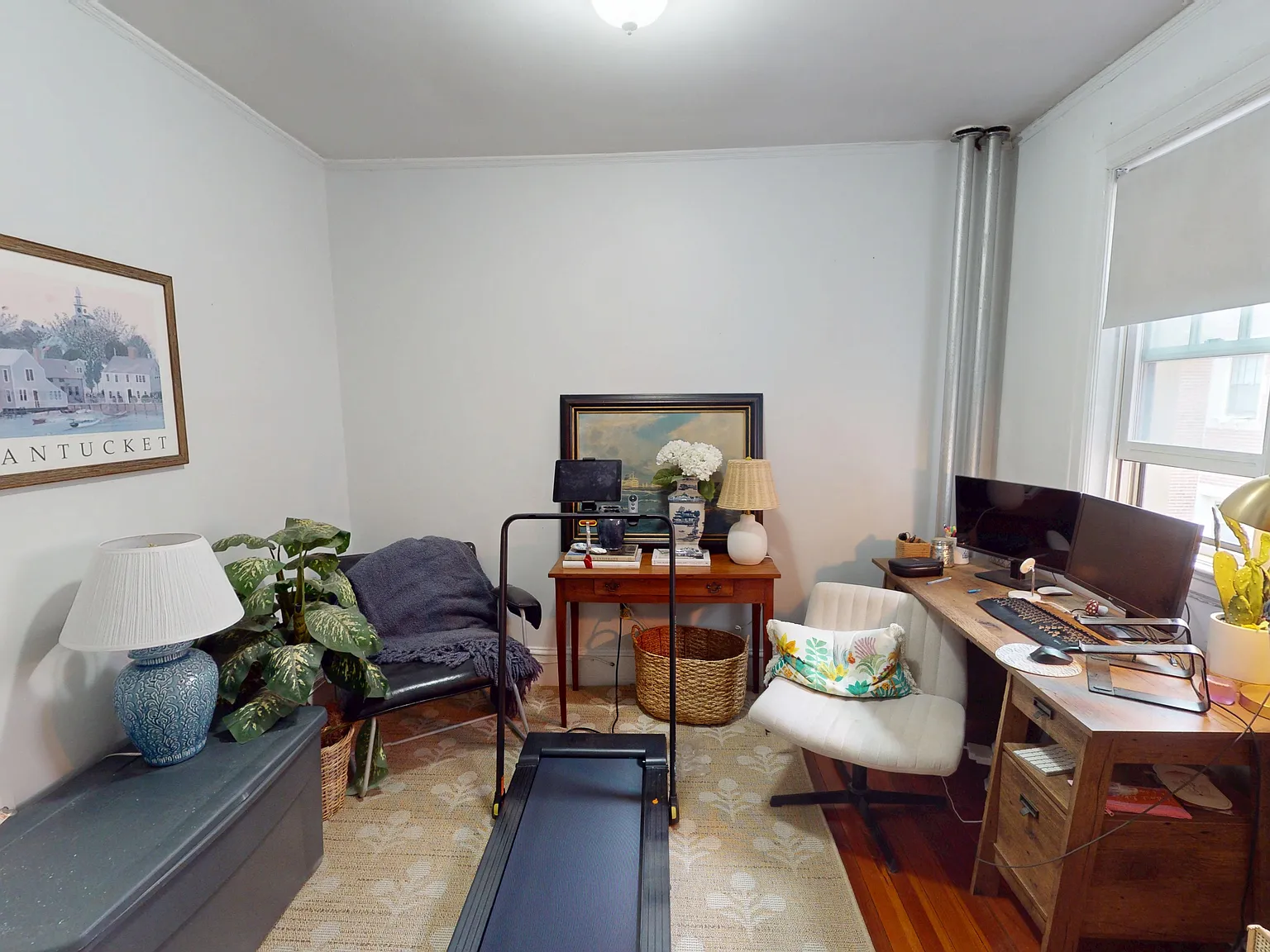3 bed, $4,300 — Photo 2