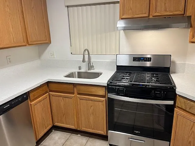 4711 Stanley Ave #103 — Photo 5