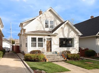 2053 Quincy Ave, Racine, WI 53403