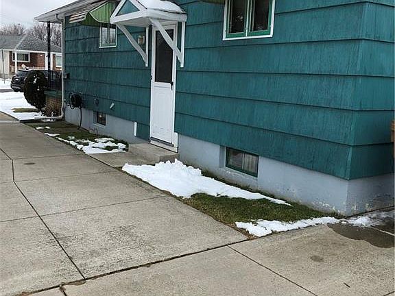 3rd image of 69 Nandale Dr